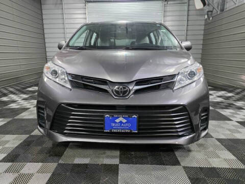 2020 Toyota Sienna LE 7-Passenger