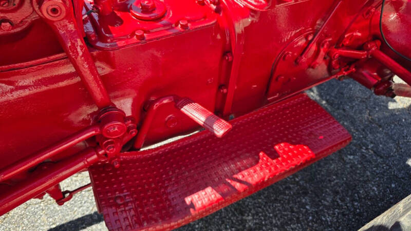 1952 Ford 8N Tractor
