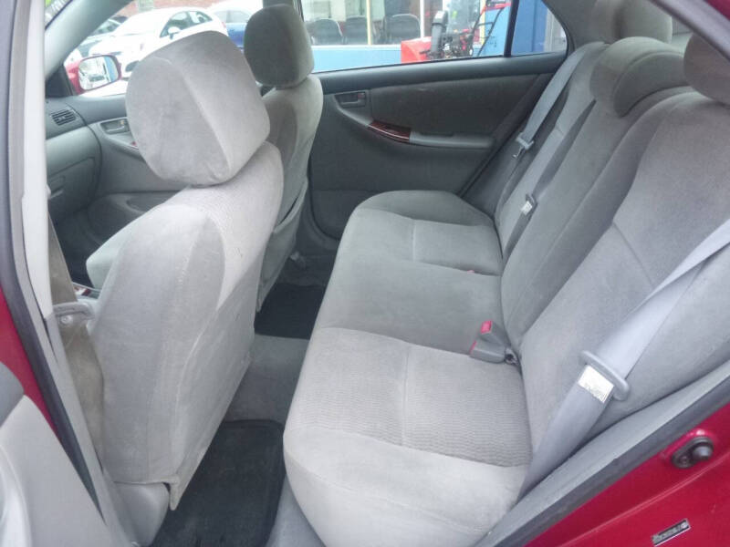 2006 Toyota Corolla LE