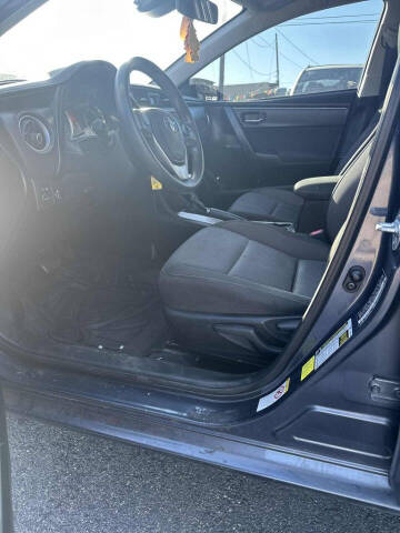 2017 Toyota Corolla LE