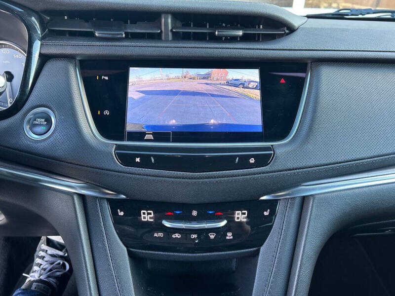 2023 Cadillac XT5 Luxury