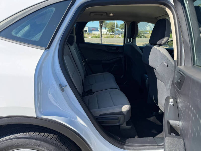 2020 Ford Escape S
