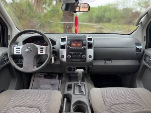 2017 Nissan Frontier SV