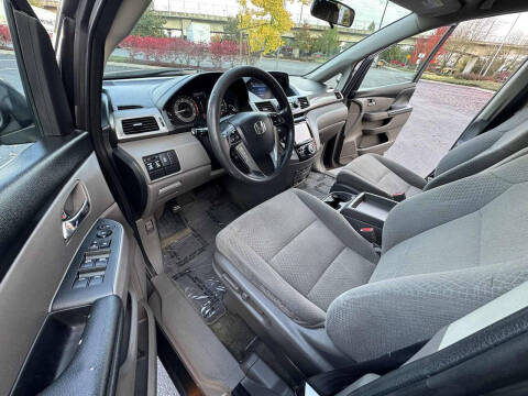 2016 Honda Odyssey SE