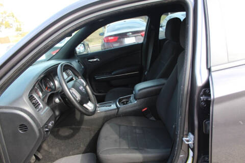 2013 Dodge Charger SE