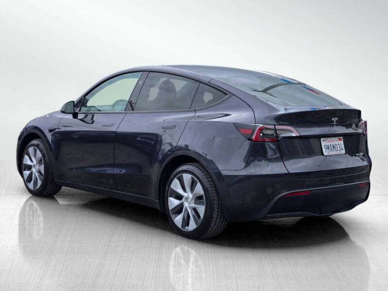 2024 Tesla Model Y Long Range
