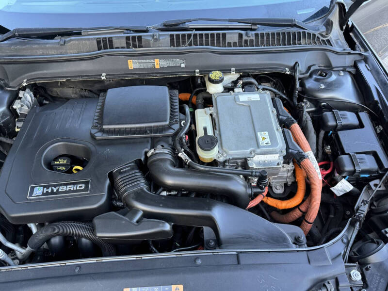 2017 Ford Fusion Hybrid SE