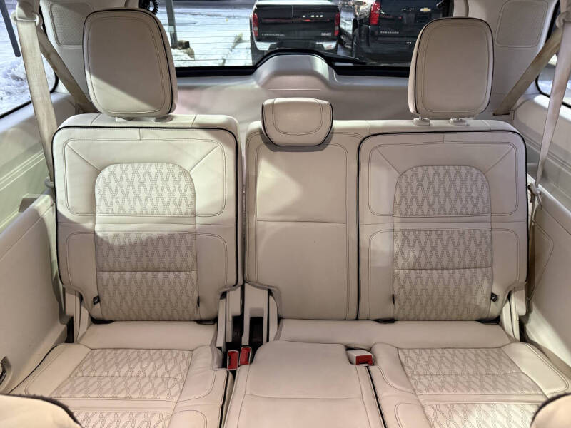 2019 Lincoln Navigator L Black Label