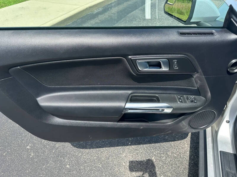 2019 Ford Mustang
