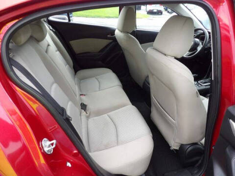 2016 Mazda MAZDA3 i Sport