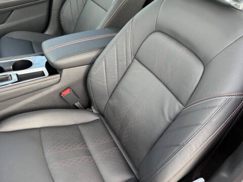 2025 Nissan Altima 2.5 SR