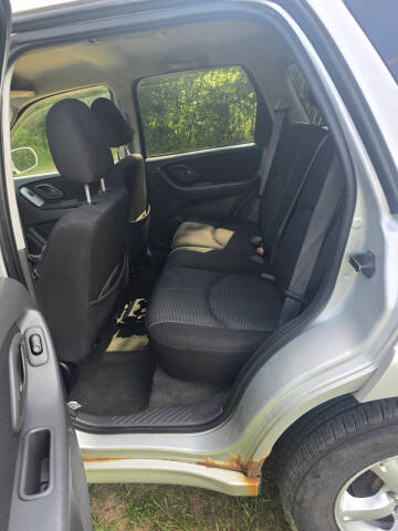 2006 Mazda Tribute s