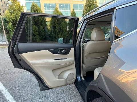 2016 Nissan Rogue SL