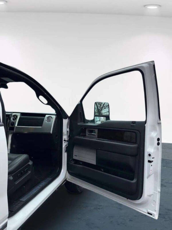 2014 Ford F-150 Platinum