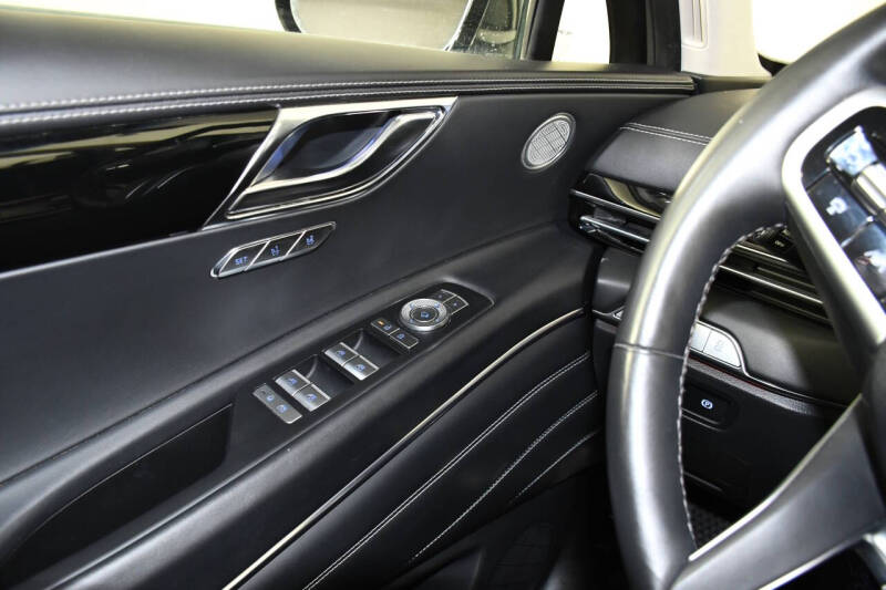 2025 Genesis GV80 2.5T Standard