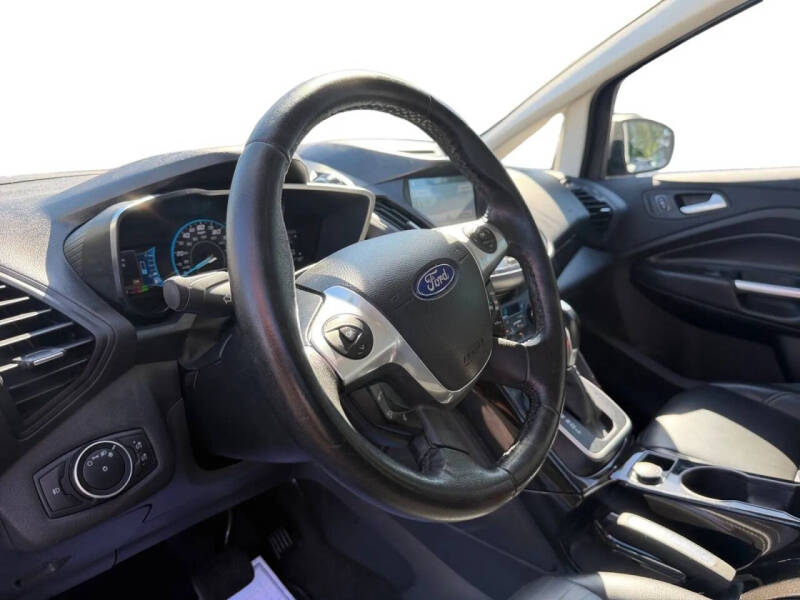 2017 Ford C-MAX Hybrid Titanium