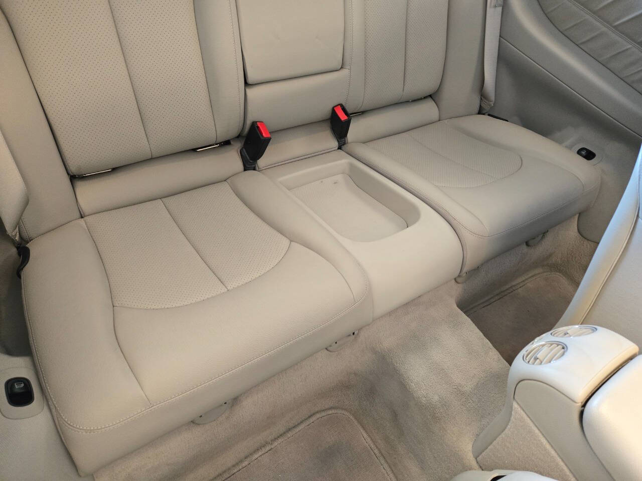 2005 Mercedes-Benz CLK 164