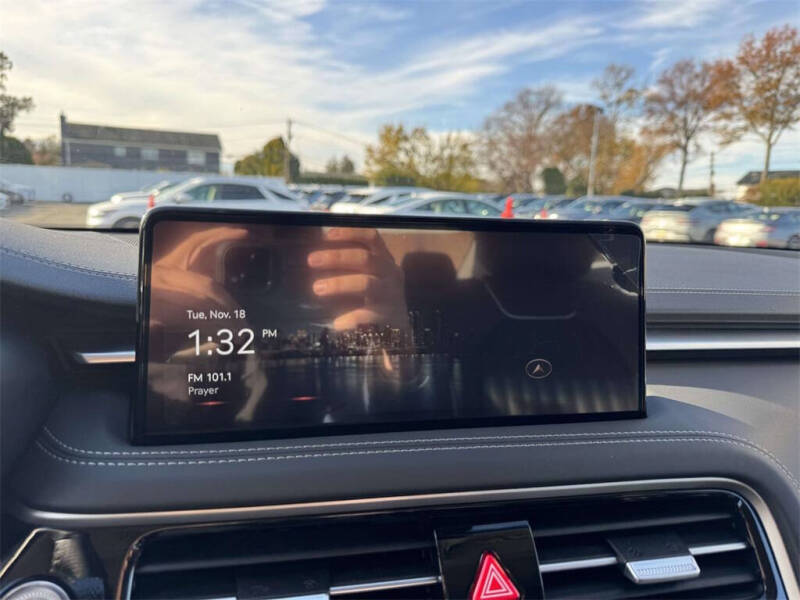 2026 Genesis G70 2.5T Prestige