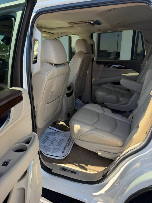 2017 Cadillac Escalade Premium Luxury
