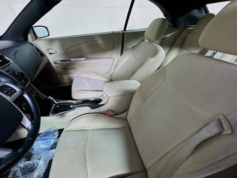 2013 Chrysler 200 Touring