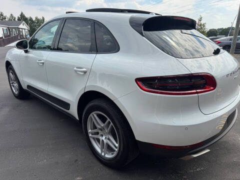 2017 Porsche Macan
