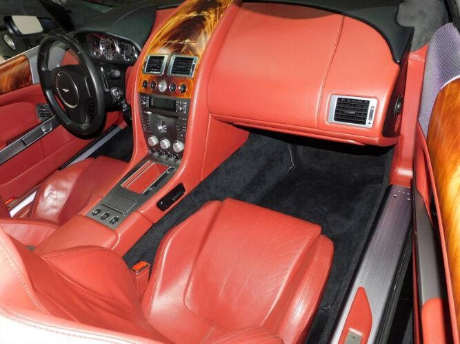 2006 Aston Martin DB9 Volante