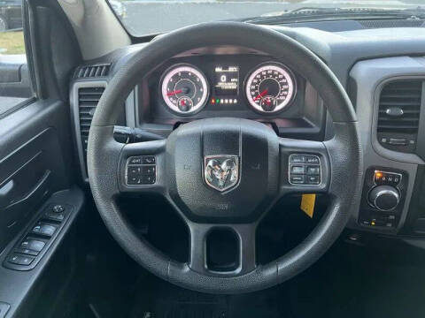 2017 RAM 1500 Express