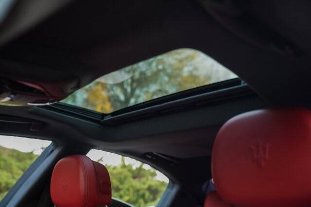 2023 Maserati Ghibli Modena