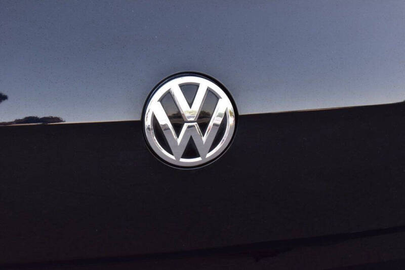 2017 Volkswagen Golf GTI S