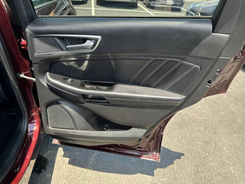 2018 Ford Edge Sport