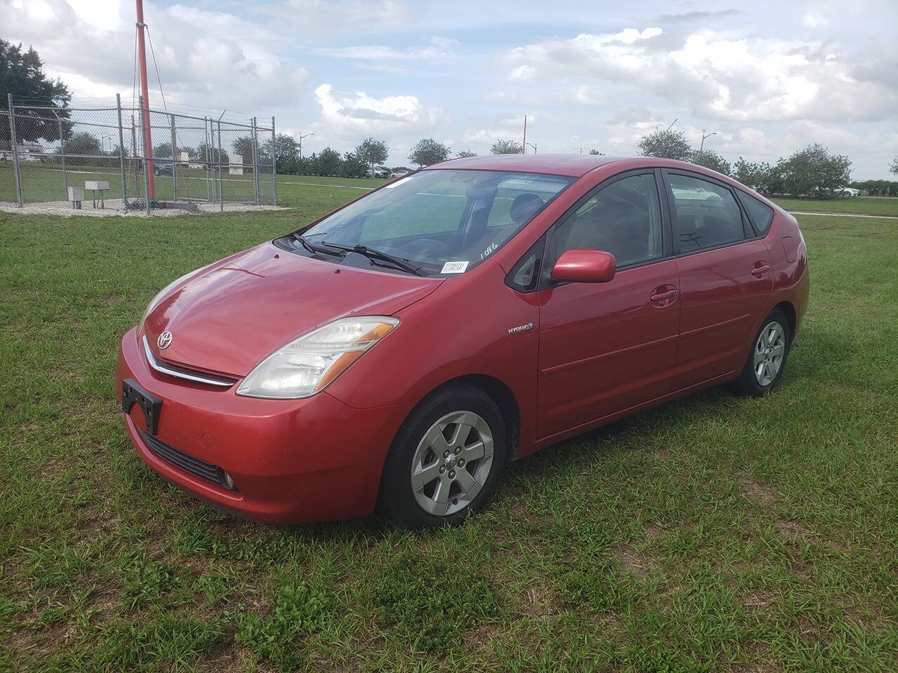 2007 Toyota Prius for sale at We Buy & Sell Cars Inc in Orlando, FL