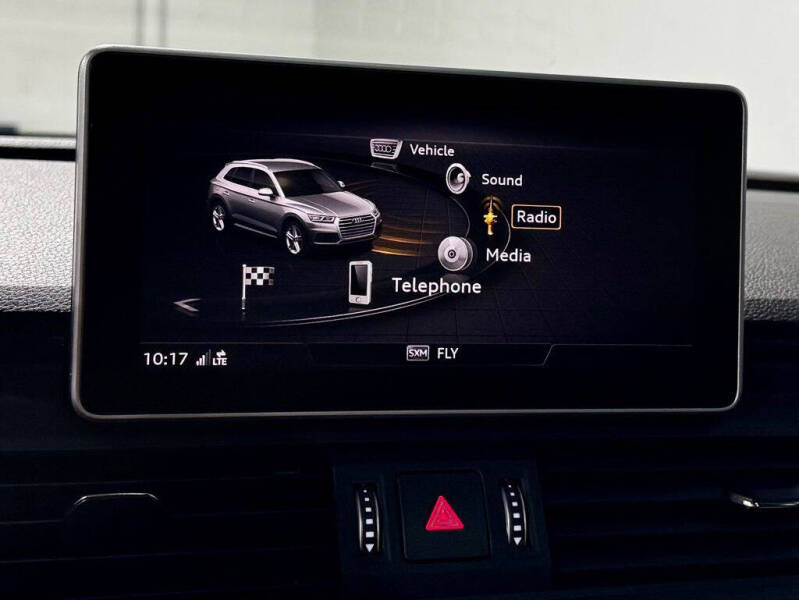 2020 Audi Q5 quattro Premium Plus 45 TFSI