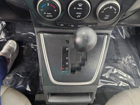 2015 Mazda MAZDA5 Sport