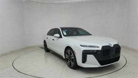 2023 BMW 7 Series 740i