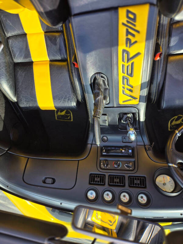 1995 Dodge Viper RT/10