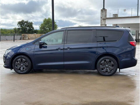 2020 Chrysler Pacifica Hybrid Limited