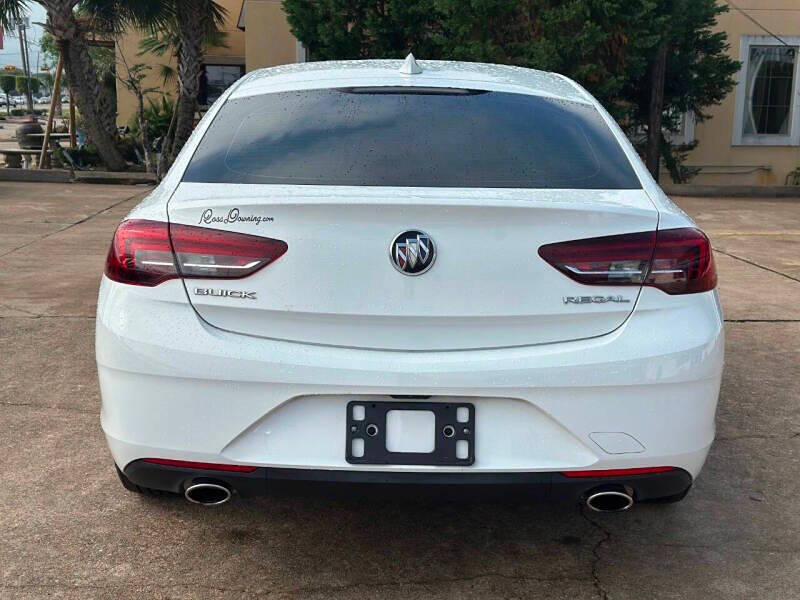 2018 Buick Regal Sportback Preferred II