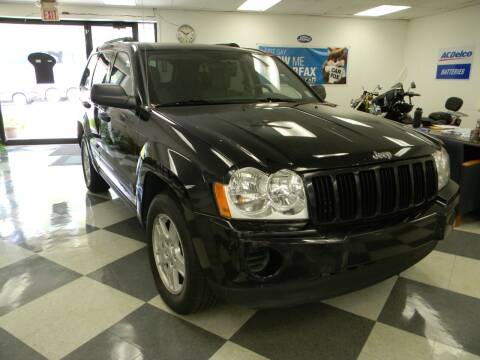 2006 Jeep Grand Cherokee for sale at Lindenwood Auto Center in Saint Louis MO