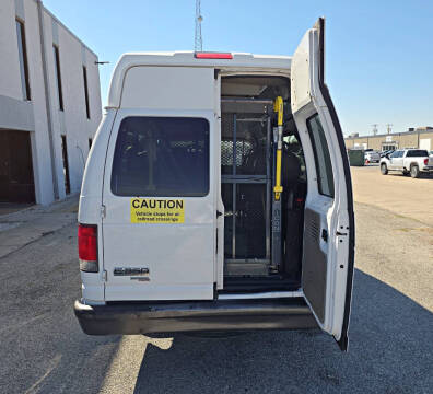 2013 Ford E-Series E-350 SD