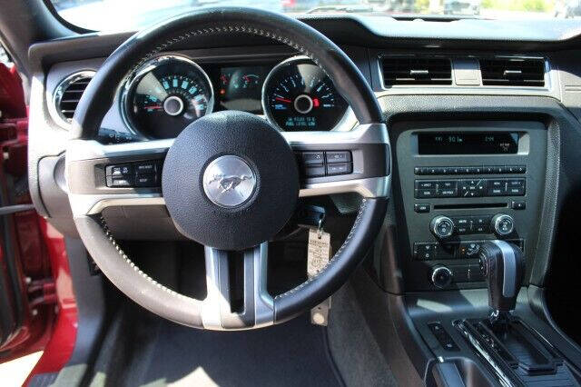 2014 Ford Mustang V6