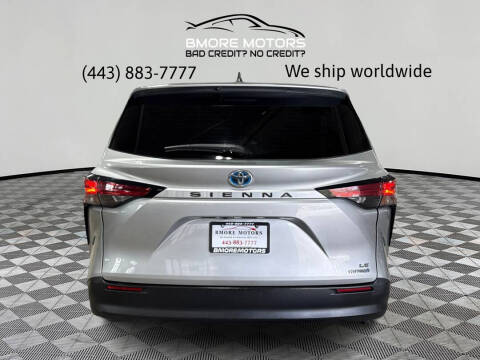 2021 Toyota Sienna LE 8-Passenger