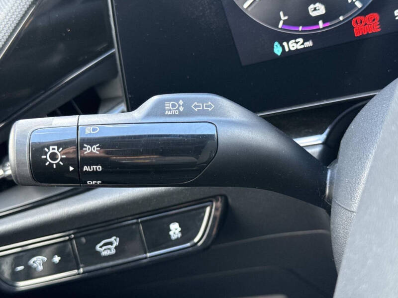 2023 Kia Niro EV Wind