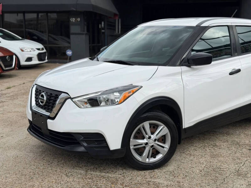 2020 Nissan Kicks S