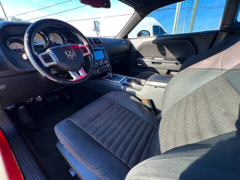 2014 Dodge Challenger SXT