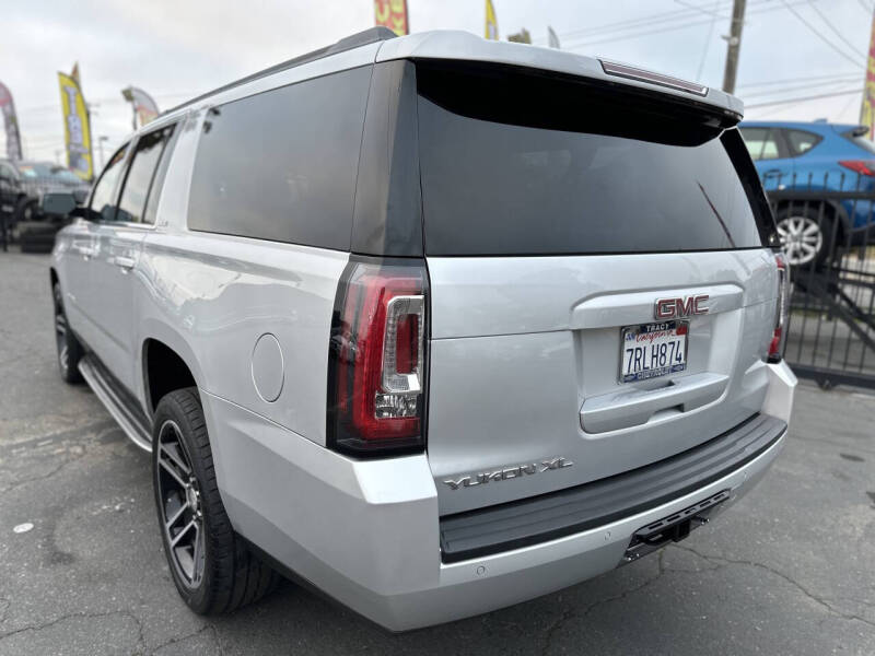 2015 GMC Yukon XL SLE