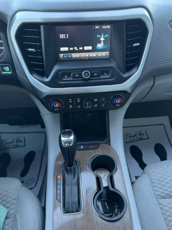 2018 GMC Acadia SLE-1