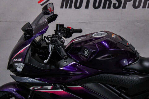 2023 Yamaha YZF-R3 ABS