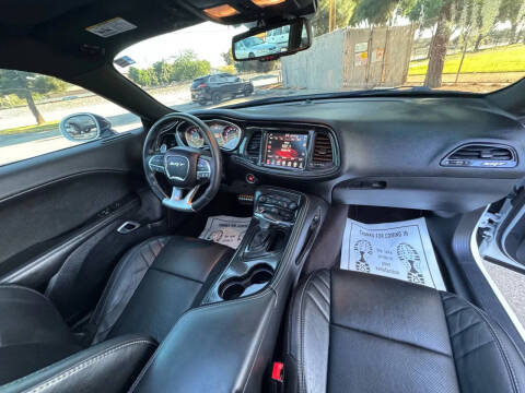 2016 Dodge Challenger SRT 392