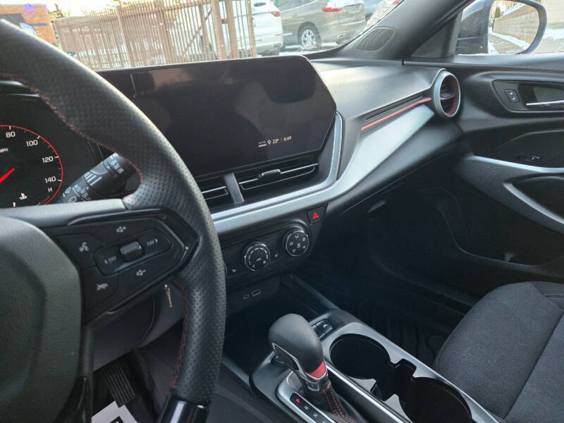 2024 Chevrolet Trax RS