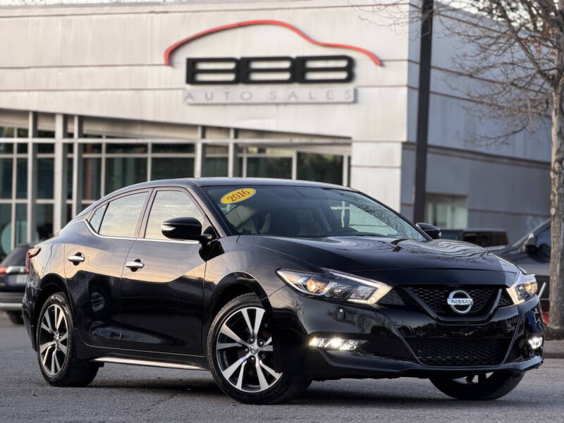 2016 Nissan Maxima SV's photo
